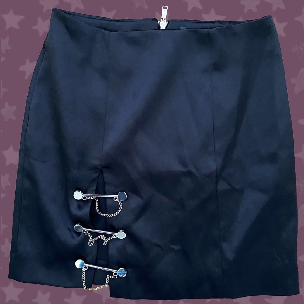 NWT BLACK SKIRT WITH GOLD HARDWARE